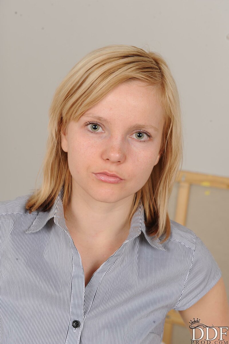 Юлиана, 23 года, 1 размер груди